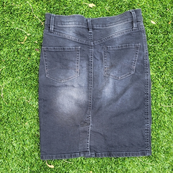 A|X Armani Exchange black denim skirt - Picture 2 of 4